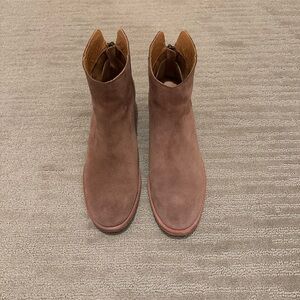 Women’s Kork-Ease Brown Ankle Boots - size 6.5